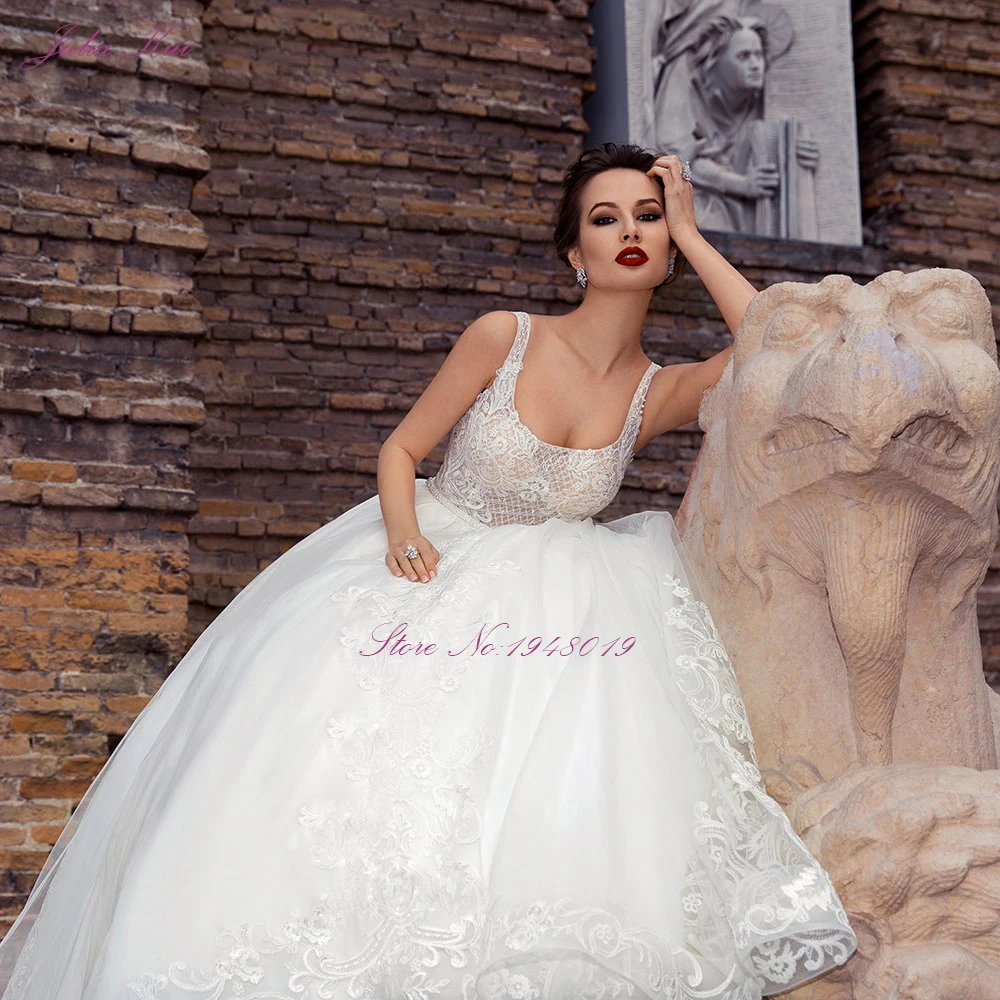 Julia Kui Square Neckline Luxury Ball Gown Wedding Dresses With Delicate Gird Lace Lace Up Wedding Gown