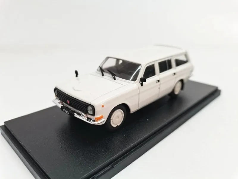 Модель автомобиля из белого сплава 1:43 24-12 | Игрушки и хобби