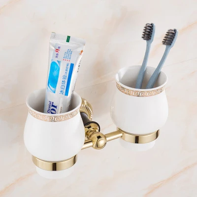 tooth brush holders Набор оборудования для ванны черная и Золотая вешалка для полотенца Держатель для полотенца Вешалка угловая полка, туалетный держатель щетки аксессуары для ванной комнаты - Цвет: tooth brush holders