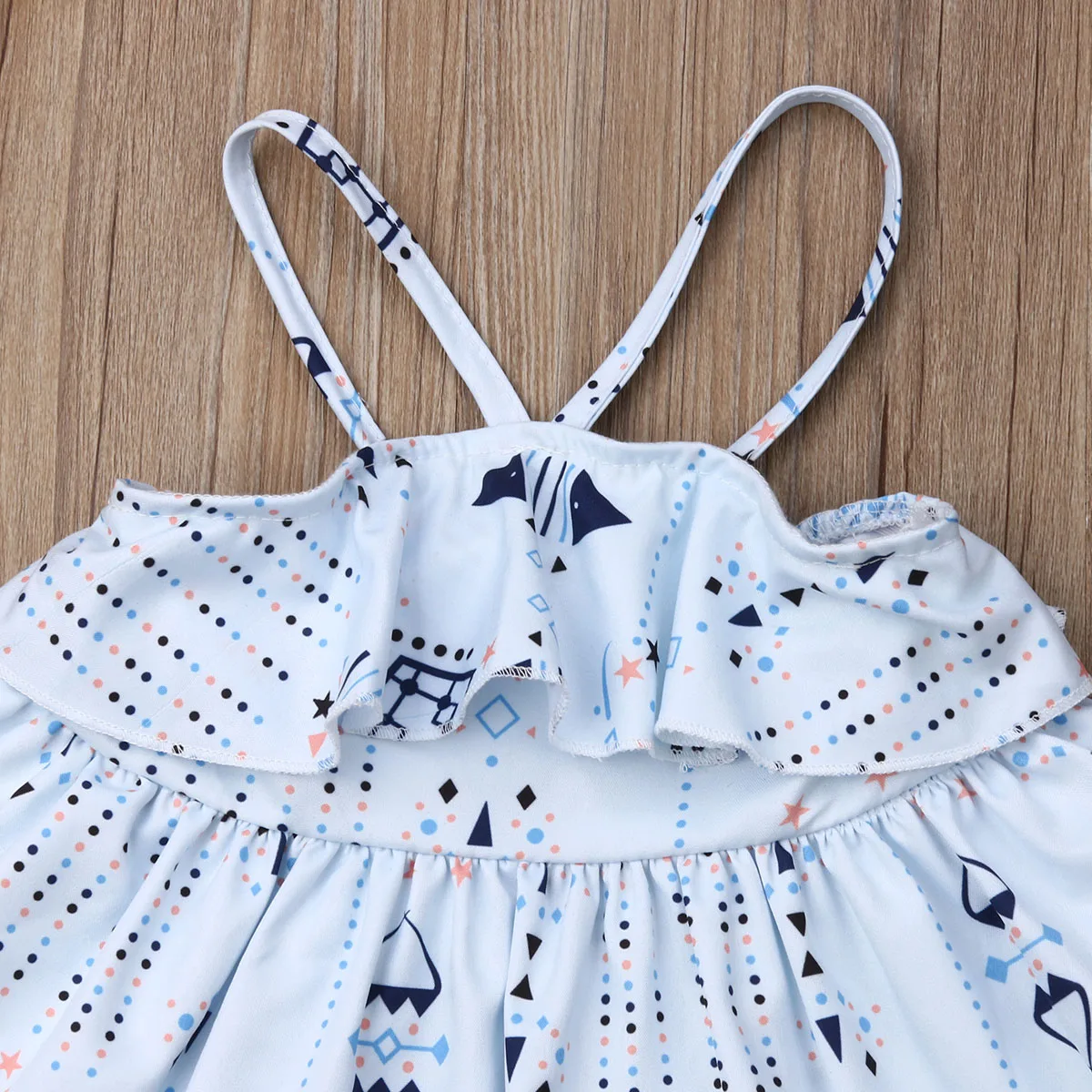 Детская летняя одежда 2019 для маленьких девочек платье на бретелях с цветами