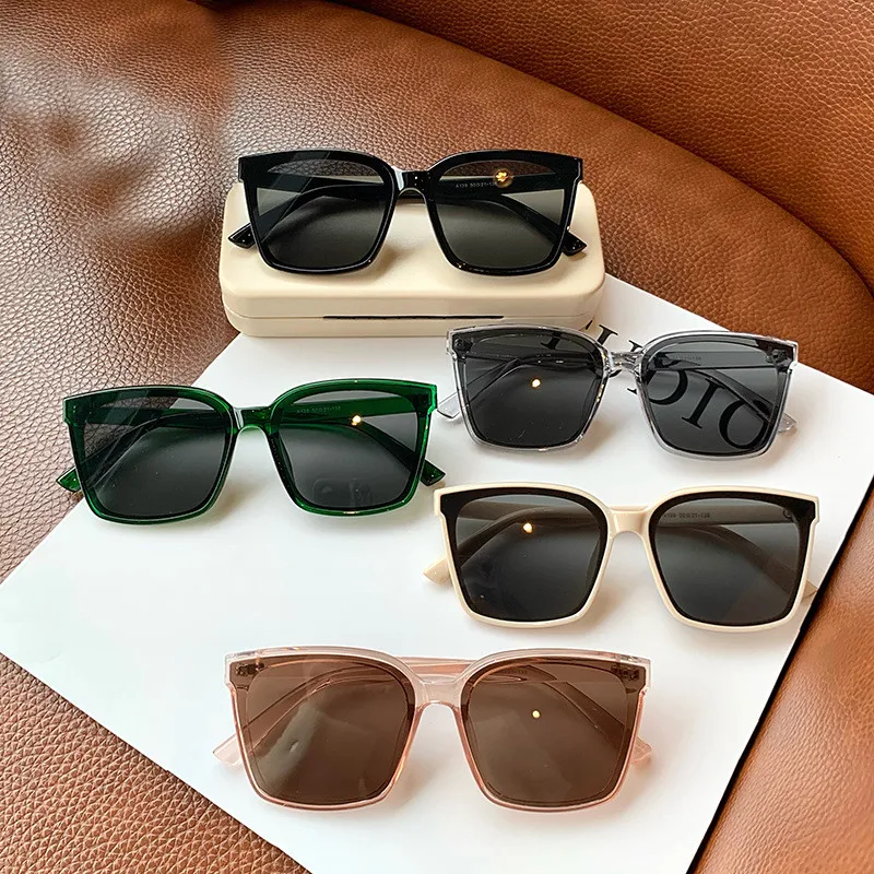 

Очки солнцезащитные женские квадратные, винтажные Модные Простые солнечные очки оверсайз с блокировкой светильник, Uv400, для вождения