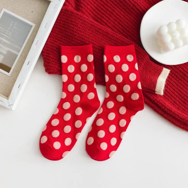 Носки женские в стиле Харадзюку полосатые красные длинные ретро Осень-зима 2020 |