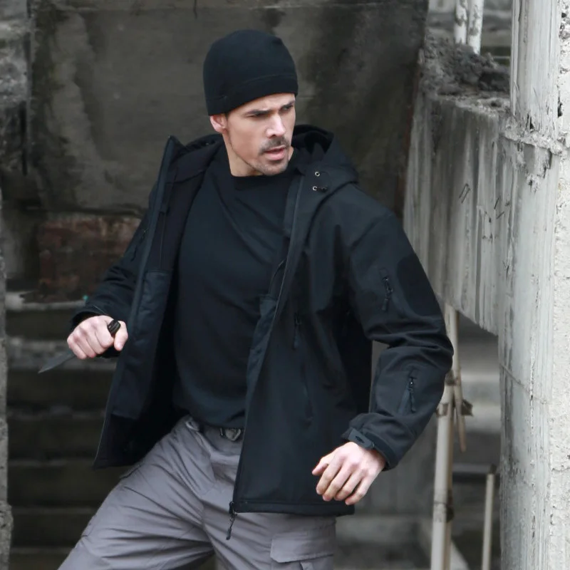 Зимняя камуфляжная куртка для активного отдыха походов мягкая оболочка ветровка