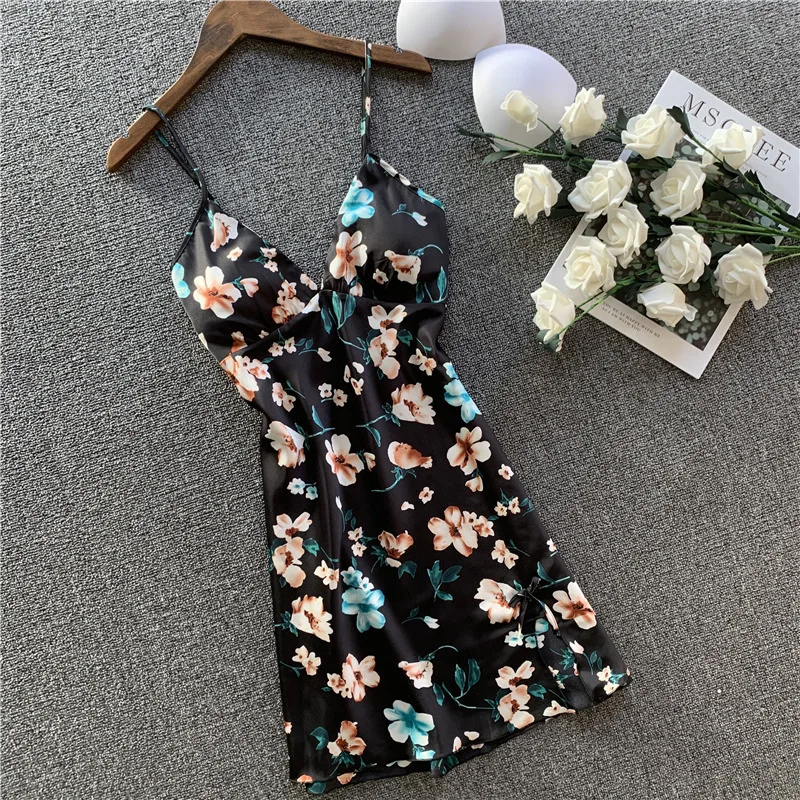 

2021 New Pajamas Women Summer Ice Silk Sexy Sling Nightdress Ladies Lace Printing Imitation Silk Sling Skirt Sleep, Bath, Home,