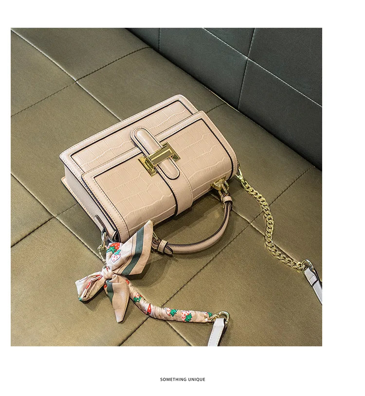 

Free shipping autumn and winter handbag 2020 brand fashion small square bag striped single shoulder bag ladies messenger bag