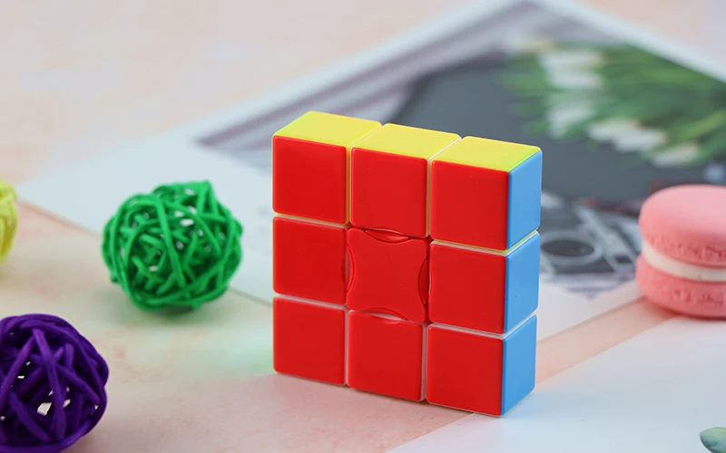 Головоломка Yongjun 133 Cubo Magic 1x3x3 головоломка без наклеек шесть цветов твист 3x3x1