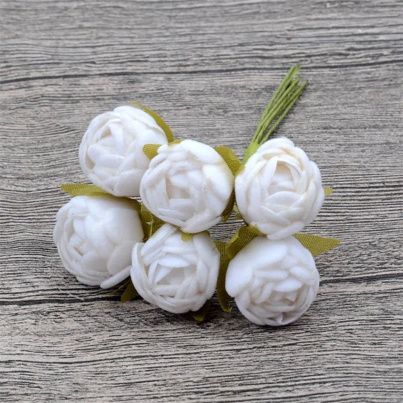 

Искусственные шелковые розы Nanairo 60 шт.