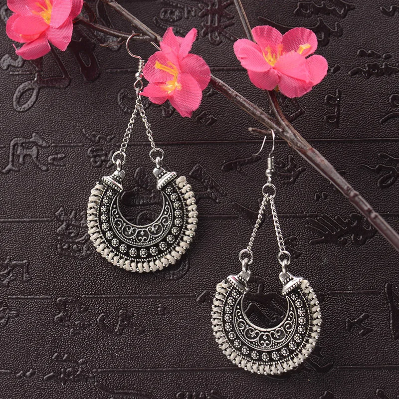 CARTER LISA Antique Silver Indian Bohemian Ethnic Tribal Crescent Ornate Gypsy Vintage Earrings For Women Half Moon Jewelry Gift |
