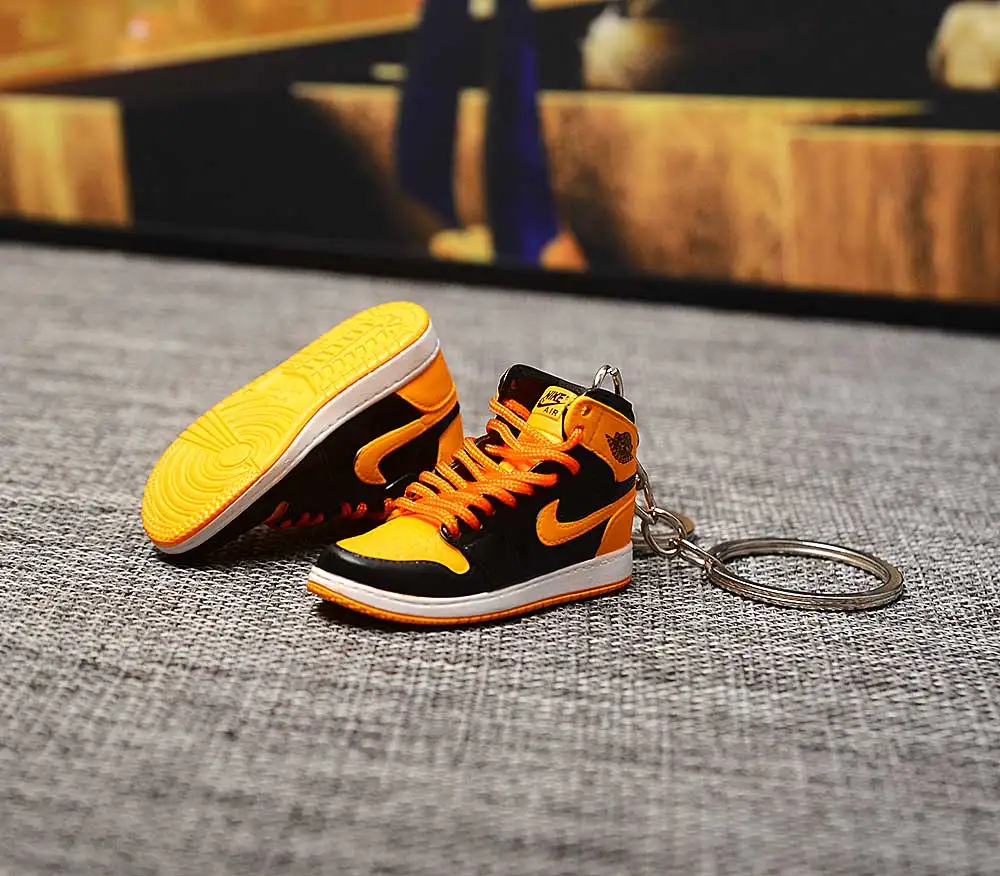 a pair w metal ring Дропшиппинг тапки обуви брелок 1 3D мини-кроссовки "OW CHICAGO" Спортивная обувь тапки брелки - Цвет: a pair w metal ring