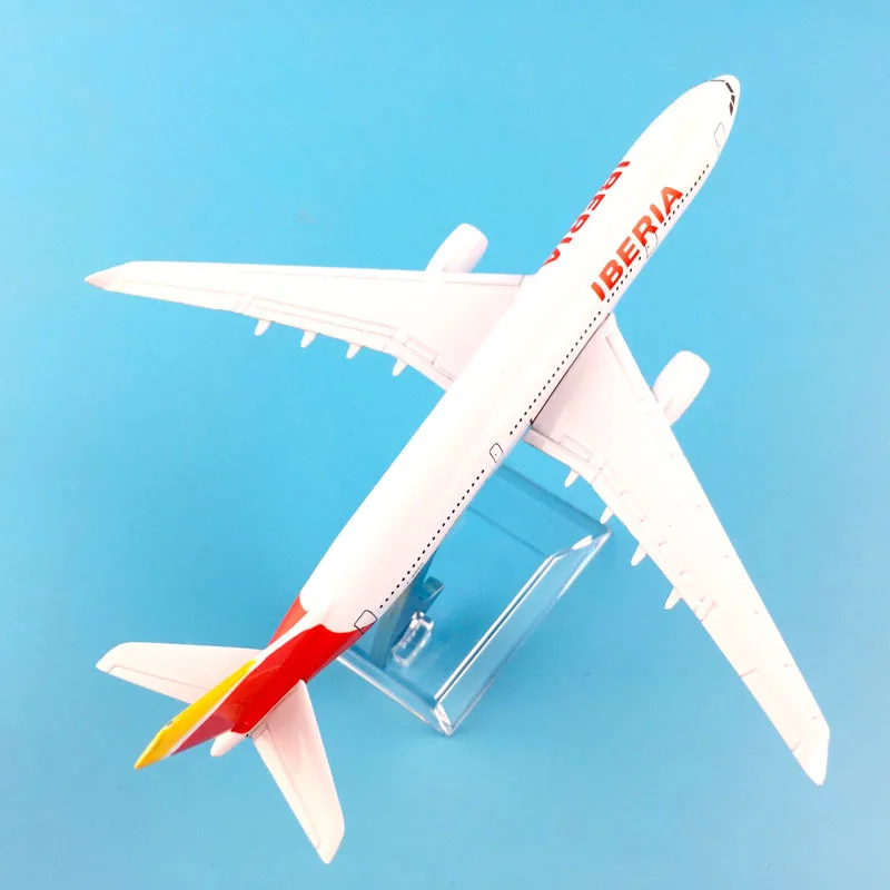 Модель самолета модель Испания авиакомпании Иберия A330 литая под давлением