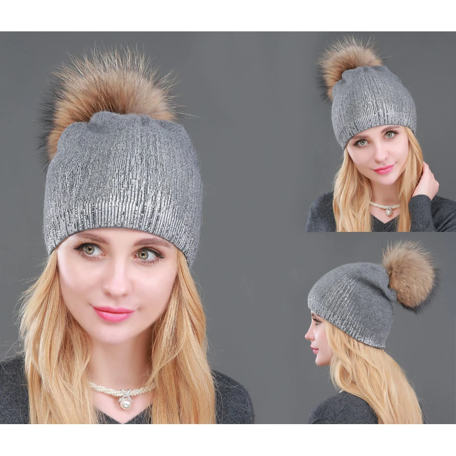 Зимняя женская вязаная шапка теплая с помпоном из меха енота шерстяной осенний