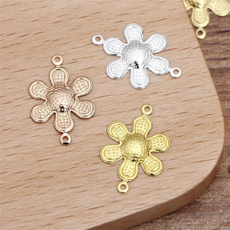 100 шт. винтажных соединителей для ювелирных изделий с филигранью, золотистого/серебристого цвета, с мотивом цветов, для создания браслетов, сережек и других украшений.