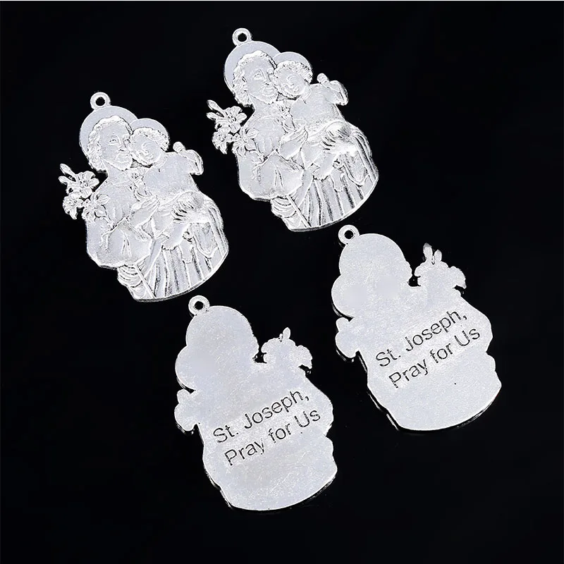 Большой посеребренный кулон в виде Дня святой католической Девы Марии и Иисуса |