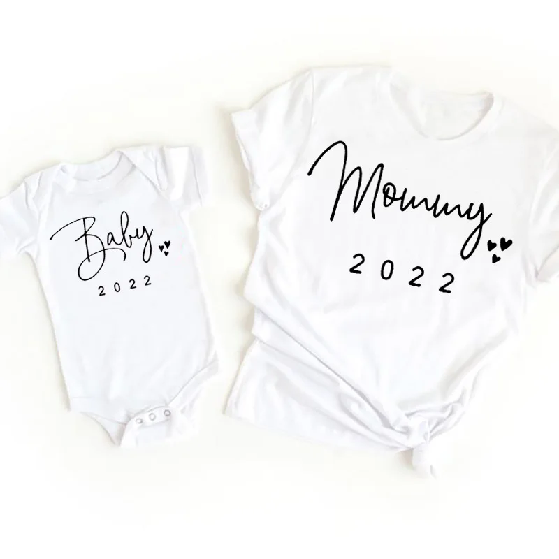 

Забавная детская одежда для мамы 2022 семейная Одинаковая одежда простой женский семейный образ футболка для мамы подходящая одежда