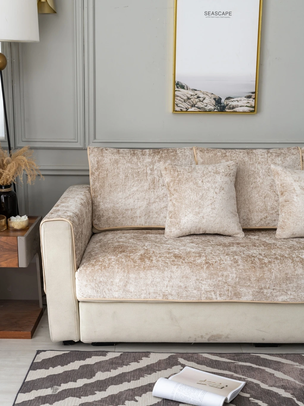 Кожаный чехол для дивана на заказ защитный подушки нескользящий с бежевым плюшем