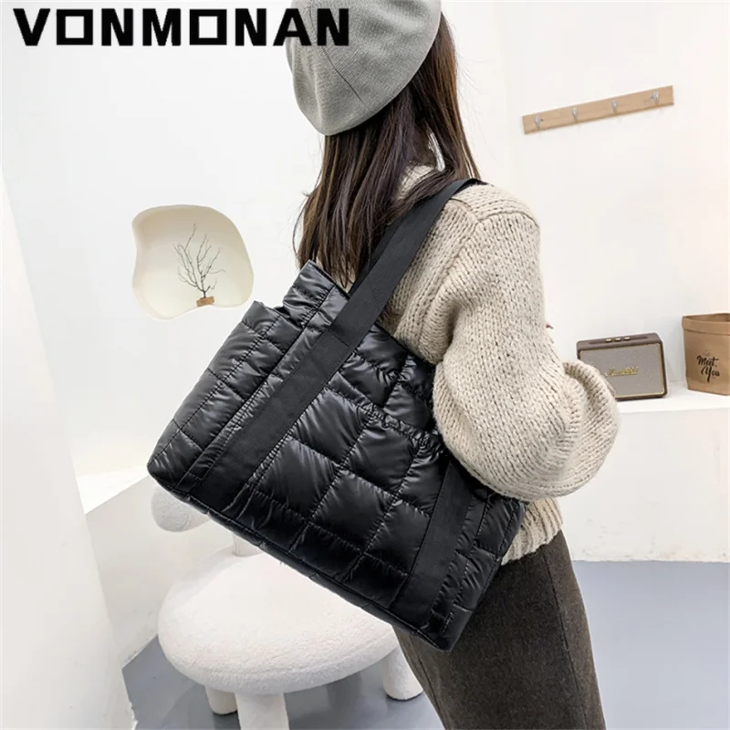 

Women Big Totes Plaid Shoulder Bags 2021 Luxury Winter Textured Padded Duffel Bag for Designer Space Cotton Shopper Handbags