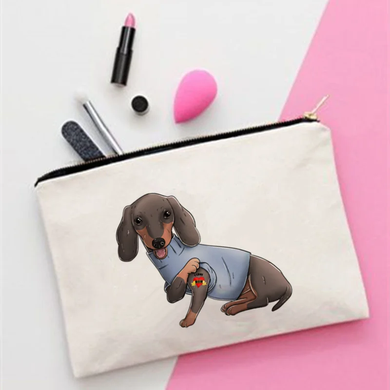 

Women Dachshund Through the Snow Fashion Women Cosmetics Organizer Bag for Travel Colorful Storage Bag for Lady small Gift Bag