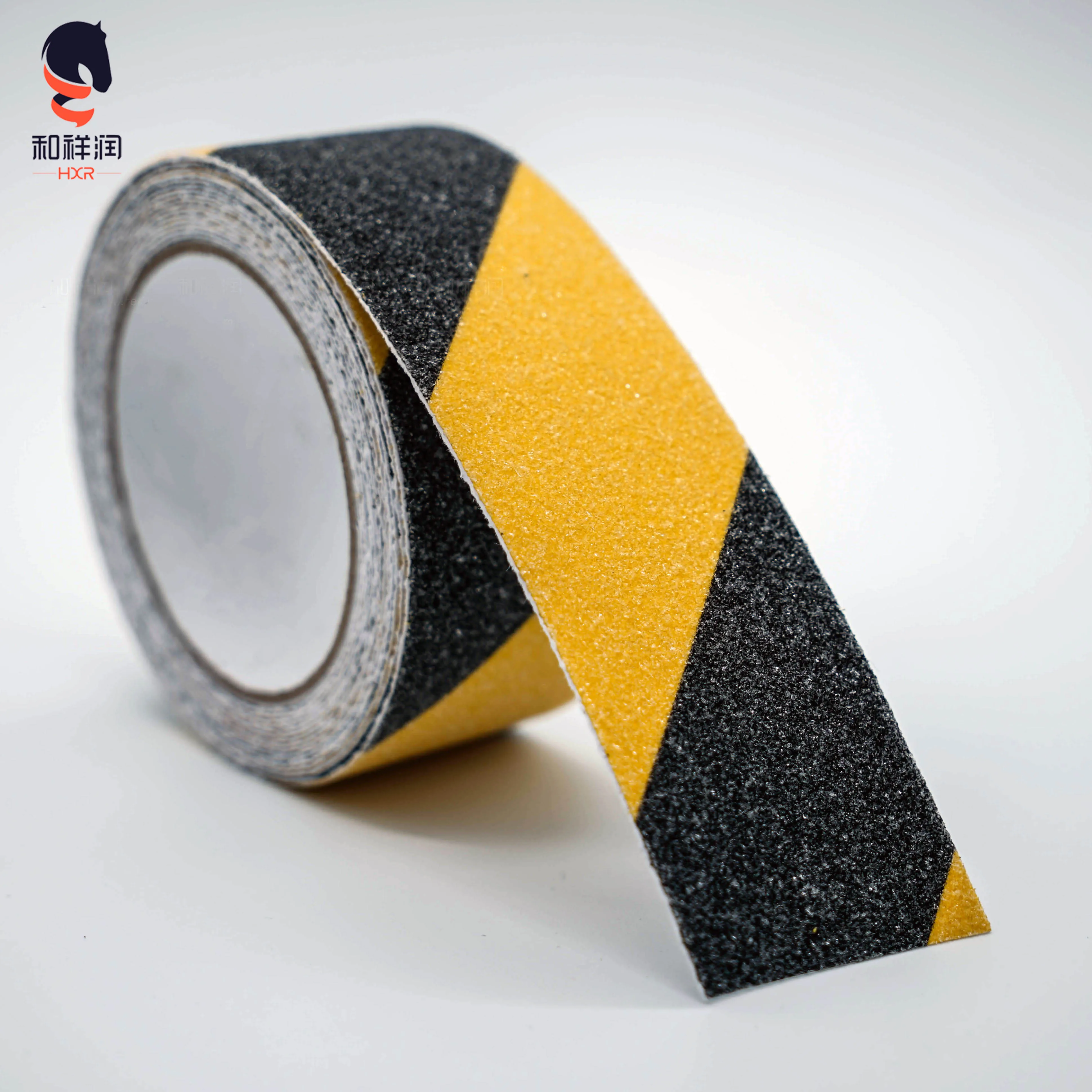 Противоскользящая безопасная зернистая Нескользящая лента для помещений улицы