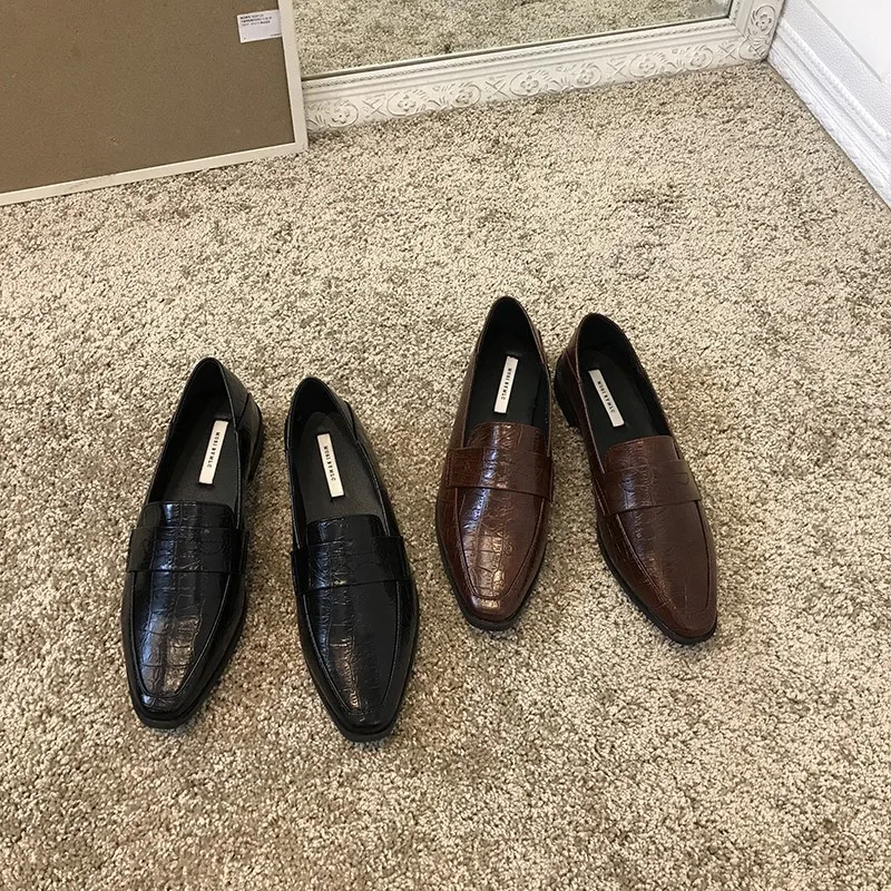 Женские туфли оксфорды с крокодиловым узором классические кожаные на плоской