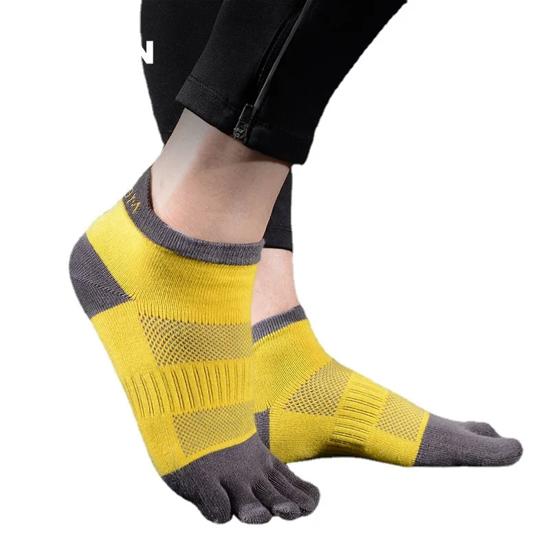 Men's and Women's Cotton 3 Pairs Per Set Breathable and Five-toed Socks Split Toe Socks Short Tube Five-toed Sports Yoga Socks