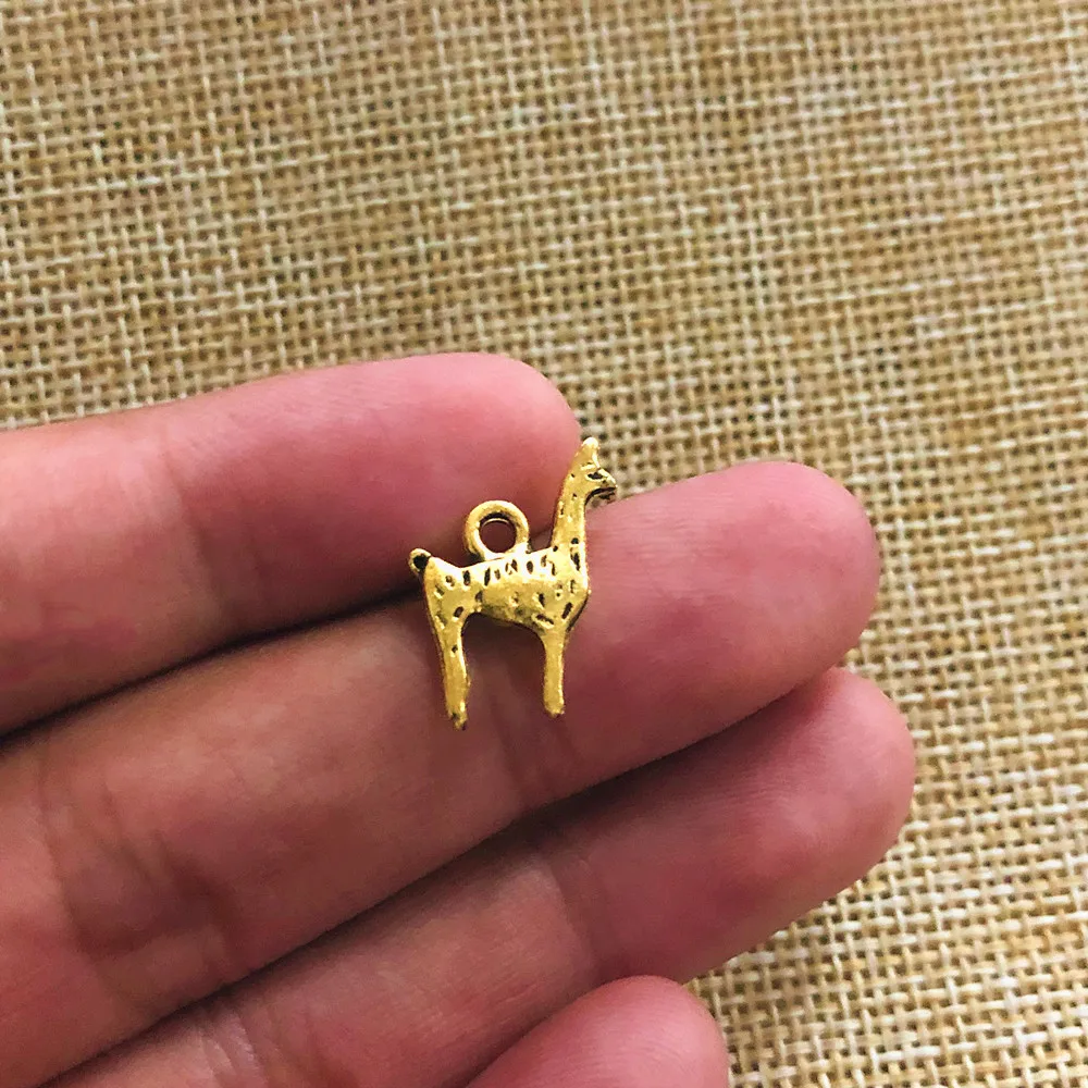 

30pcs Hanging llamas Alpaca Charms Alloy Silver Color Pendants DIY Bracelet Handmade Earring Findings Jewelry Making Supplies