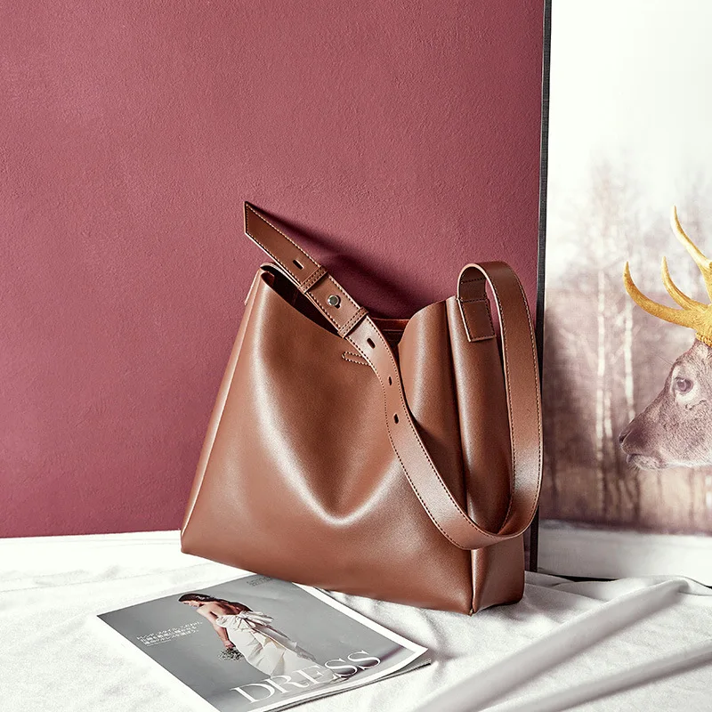 

ICEV Casual High Quality Cowhide Bucket Messenger Bag Genuine Leather Women's Handbags Famous Brands Solid Large Capacity Tote