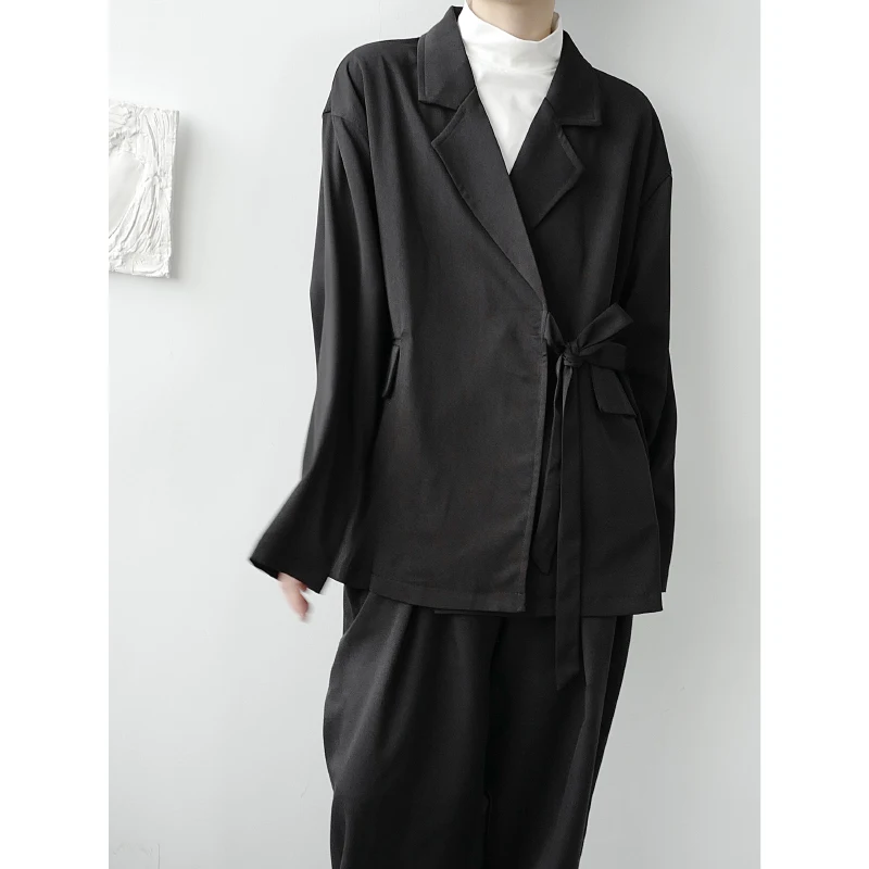 

Male streetwear Vintage Fashion Japan Kimono Suit Coat Outerwear Men Buckle Belt Casual Loose Black White Suit Blazers Jacket