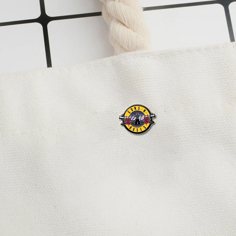 Guns N Roses Band брошь с логотипом badge GNR эмалированная булавка для любителей музыки |