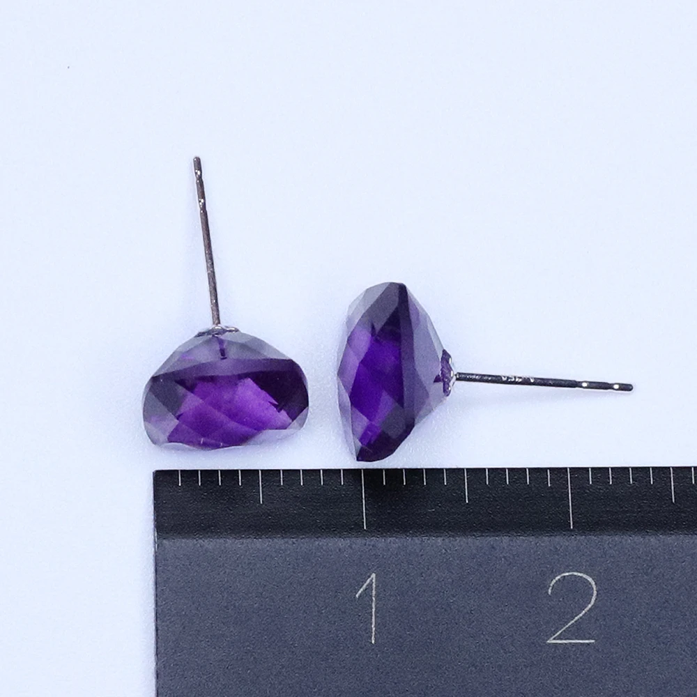 Серьги гвоздики с натуральным аметистом для женщин и девочек 18k золото