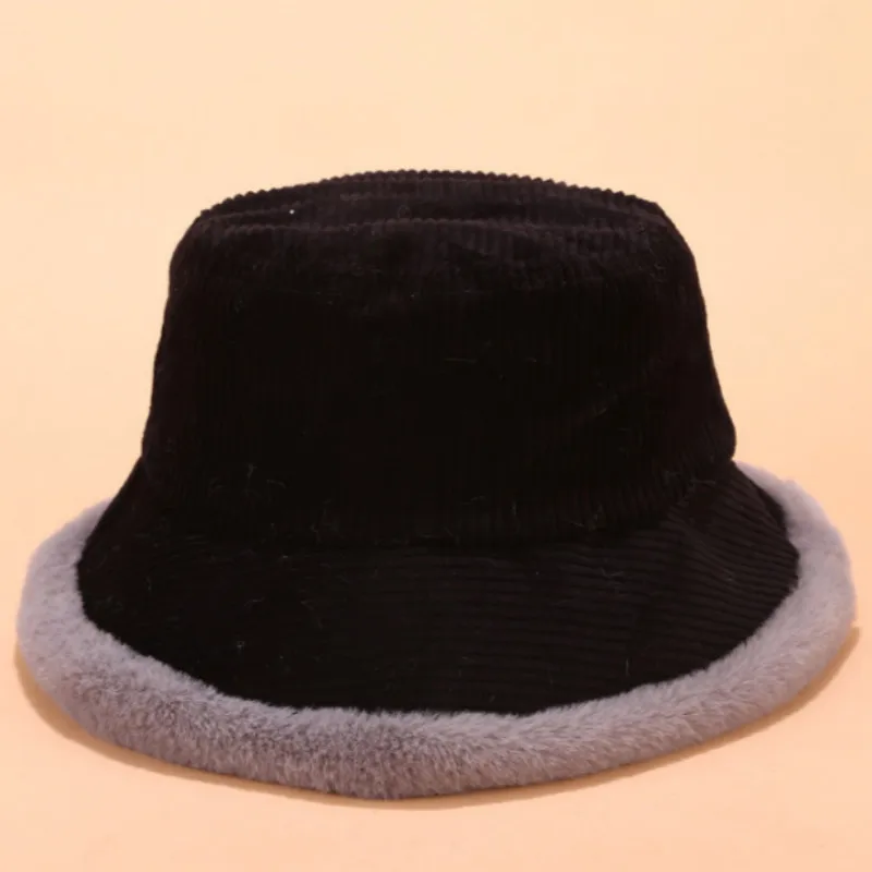 Теплая вельветовая зимняя панама женская повседневная утепленная бархатная с