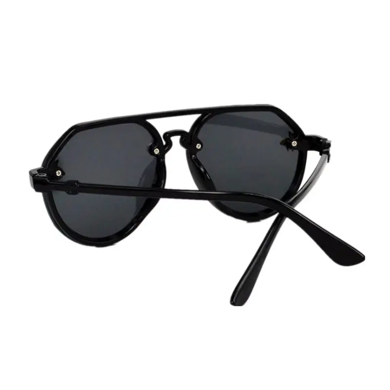 2020 женские солнцезащитные очки милые круглые с маленькой Пчелкой UV400 пластиковые