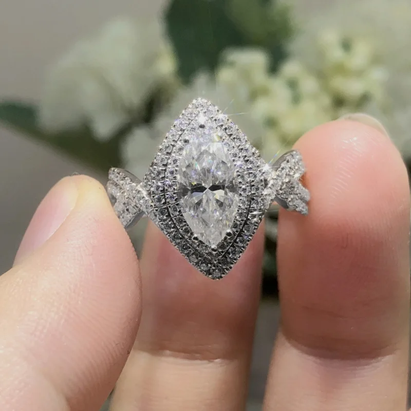 Женское кольцо с фианитом конский глаз | Украшения и аксессуары