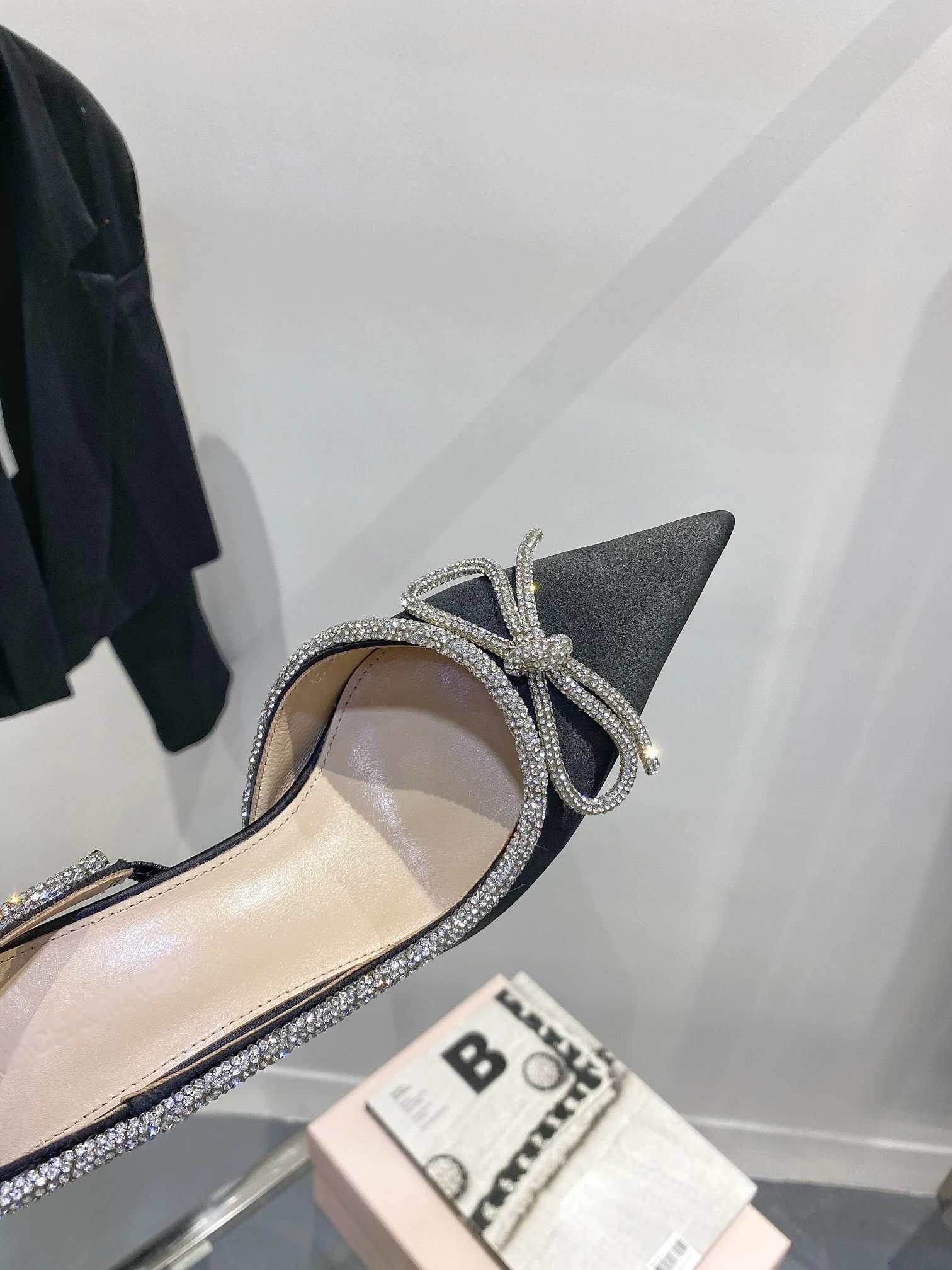 

2021 Summer Women's Shoes Rhinestone Bowknot Pointed High Heels Fashion Casual Luxury Sandals