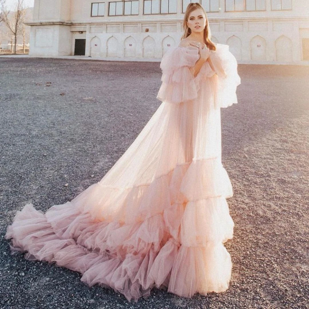 

Dreamy Princess Light Pink Formal Dresses Custom Made Off Shoulder Tiered Ruffles Evening Gown Women's Tulle Robe Maternity Gown