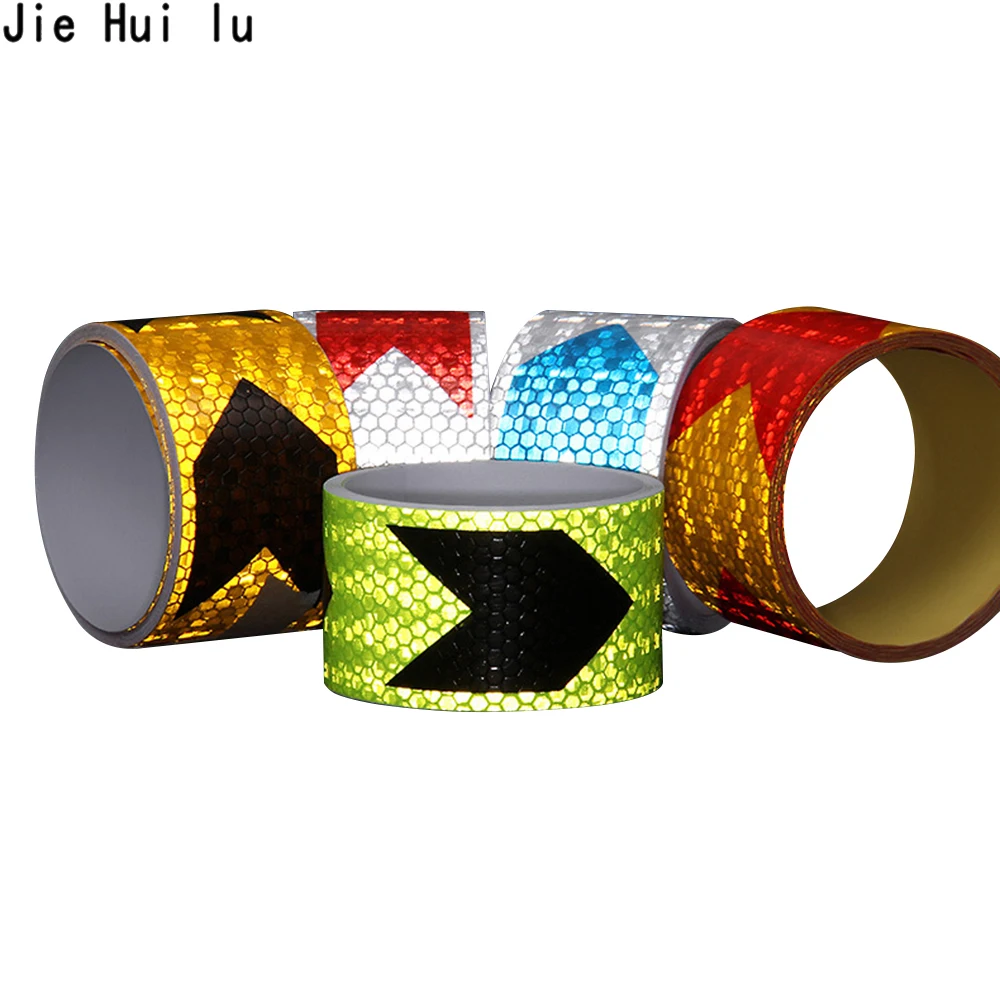 Самоклеящаяся светоотражающая лента из ПВХ ширина 5 см длина 100 предупреждающая