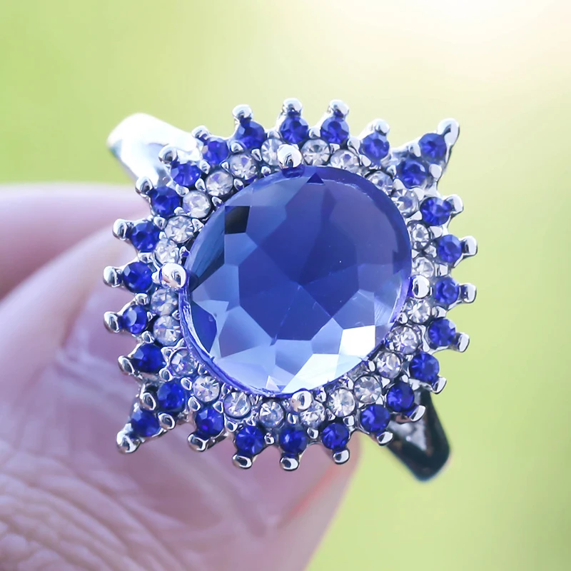 

Charm Large Dark Blue Rhinestone Rings for Women Mother's Day Gift Flower Design Cubic Zirconia Finger Ring Fashion Jewelry