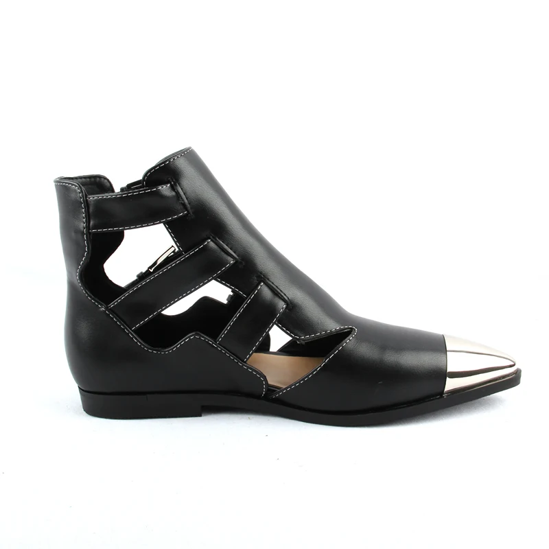 Женские ботинки с металлическим острым носком на ремешке пряжкой | Обувь