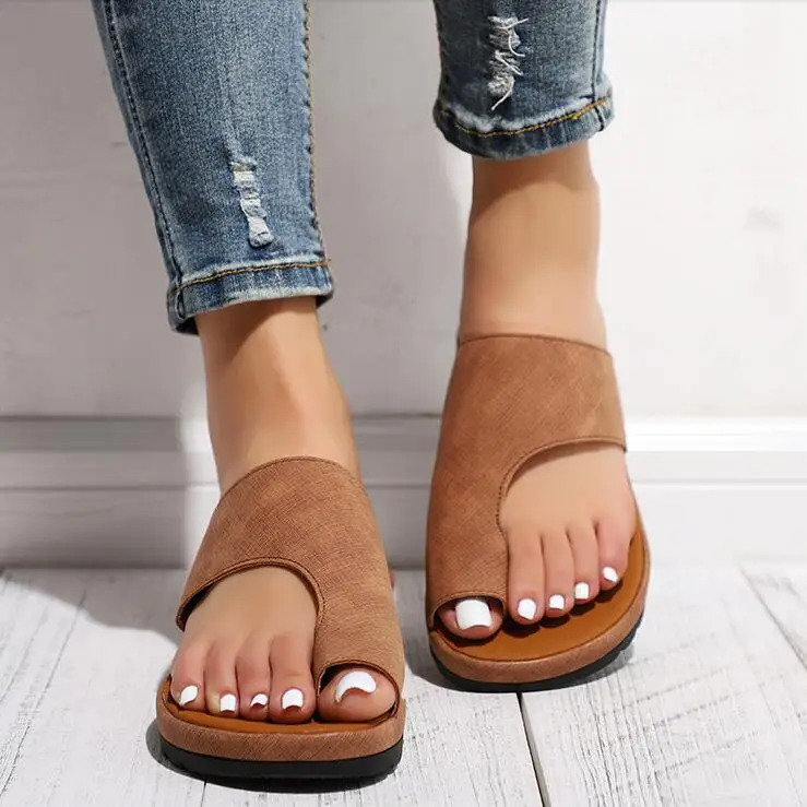 Сандалии женские на плоской платформе удобные босоножки с коррекцией большого