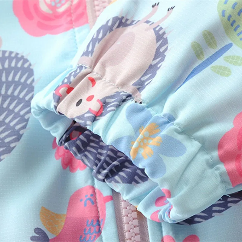 Куртка для девочек двухслойная дышащая с рисунком ежика из мультфильма на