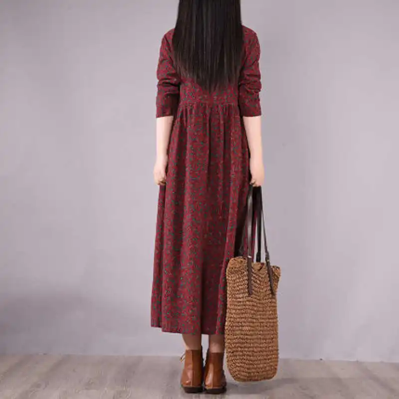 

2021 new spring fall woman dressed loosely from the vintage waist lace dressed in small floral long gown