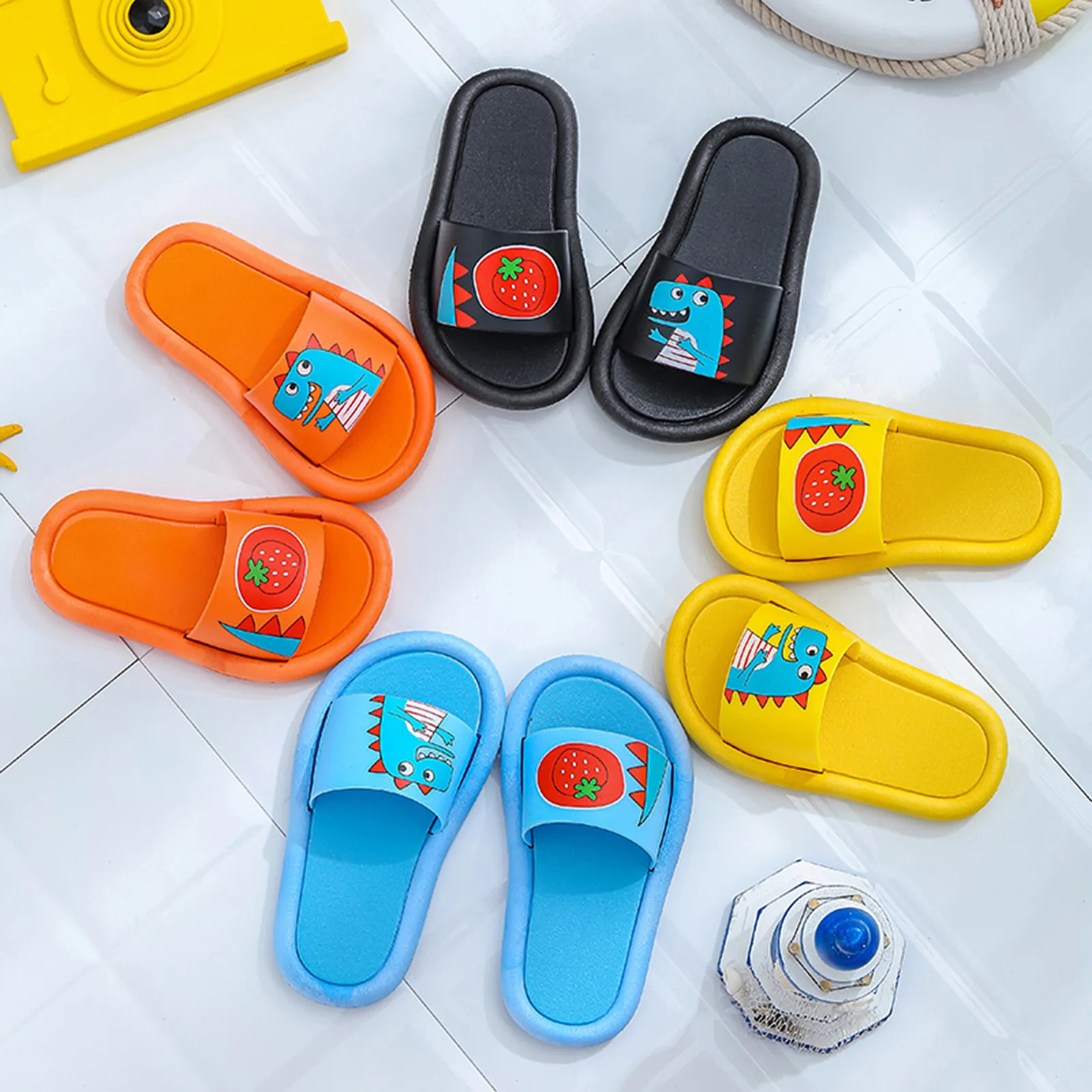 

HOT Summer Home Kids Slippers Cartoon Dinosaur Slide Sandals Non-Slip Beach Water Shoes EVA Soft Claquette Shower Bath Slippers