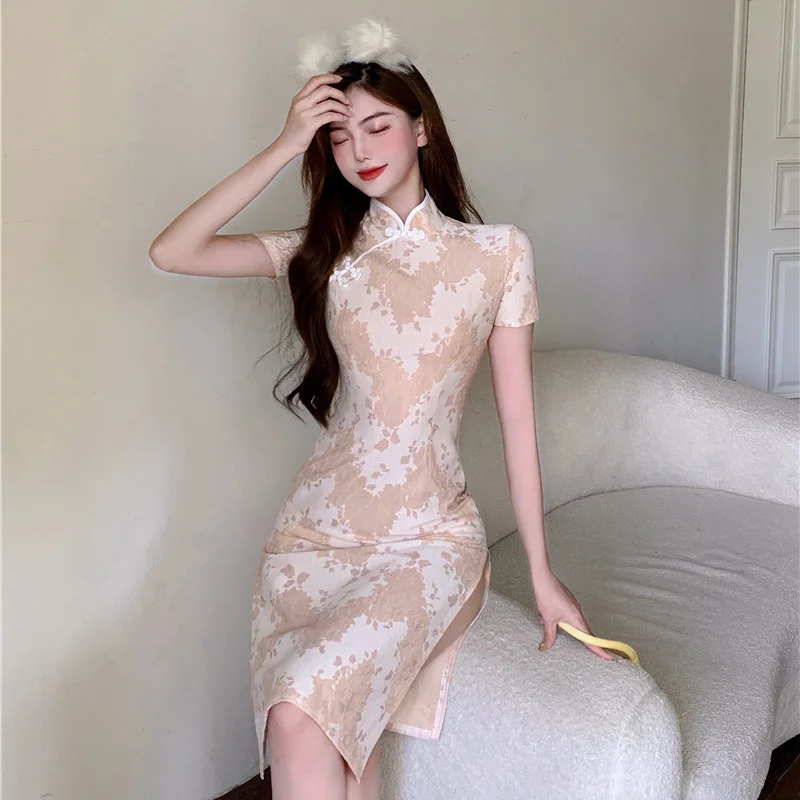 

Женское приталенное платье-Ципао средней длины с короткими рукавами и пряжкой