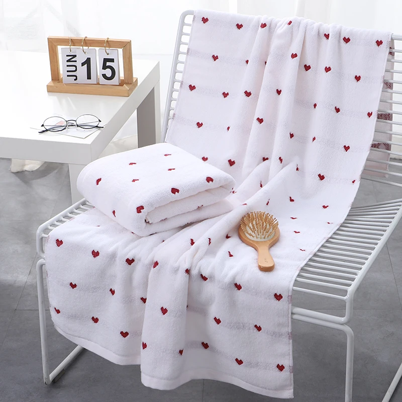 

70*140cm Bath Towel 100% Cotton Towels Peach Heart Pattern Bath Towel for Girl/Men Rectangle Bath Towels for Bathroom Decor