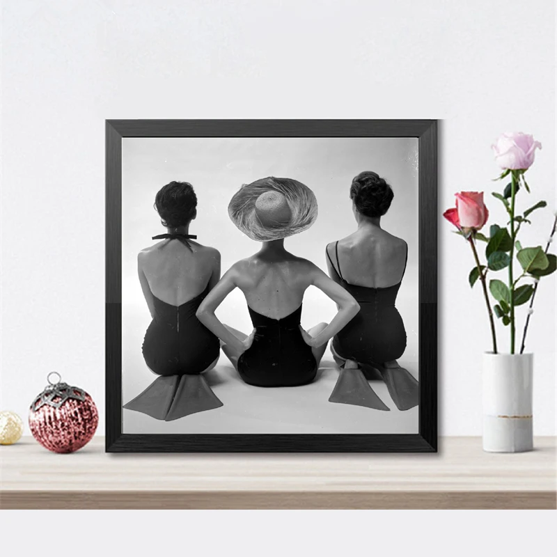 

Black and White Old Photography Print Poster Vintage Fashion Women Posing Swimsuits Canvas Painting Bathroom Wall Art Home Decor