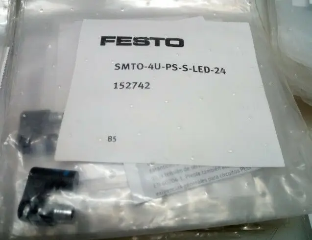 Новый бесконтактный переключатель FESTO SMTO-4U-PS-S-LED-24 152742 Бесплатная доставка |