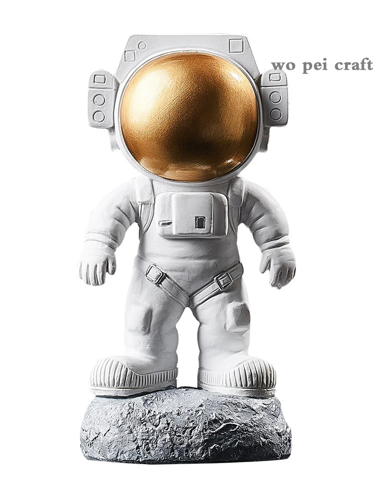 

Astronaut Statue Ornaments Desk Decoration Resin Portrait Home Decor Modern Cosmonaut Landing on The Moon Crafts Sculpture