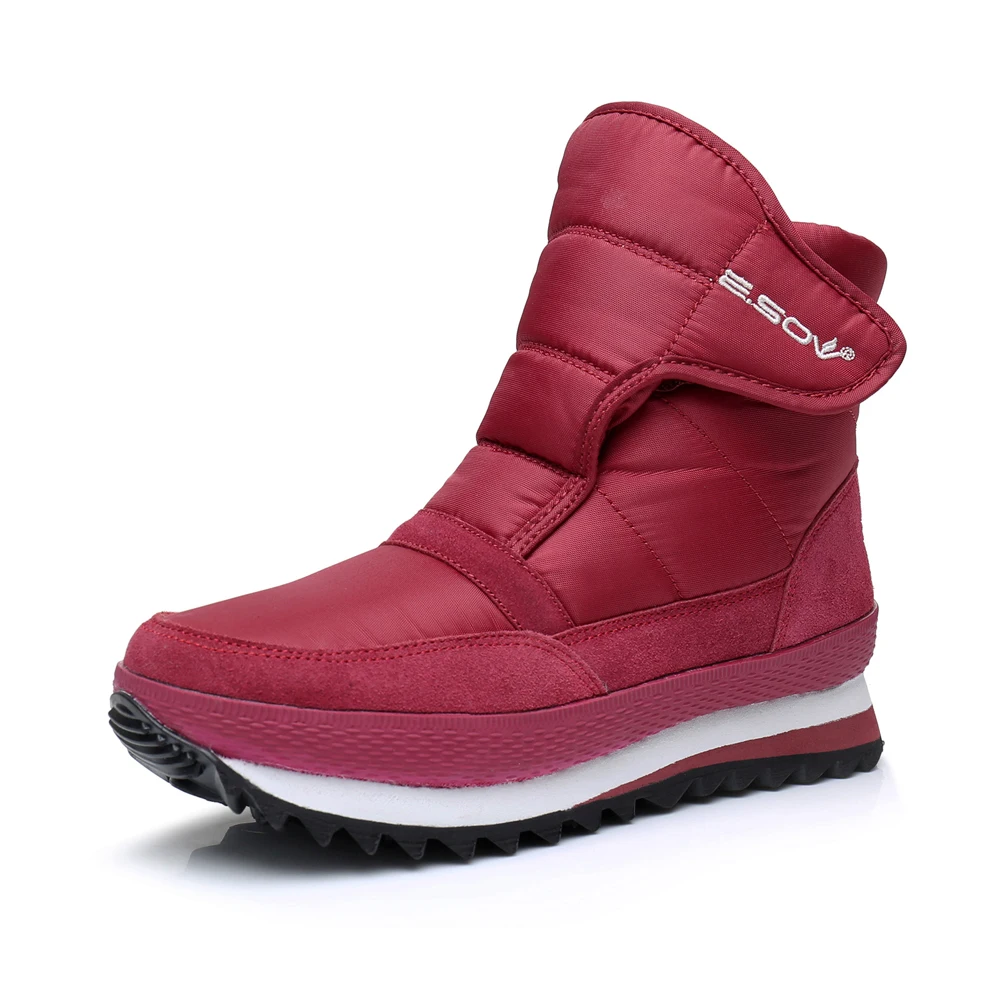 Женские короткие ботинки на плоской подошве зимние теплые непромокаемые