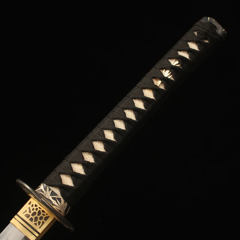 

Samurai Katana Folded And 1095 Steel Clay tempered Blade Razor Sharp Real Ninja Swords Handmade Full Tang Fully Ray Skin Sheath