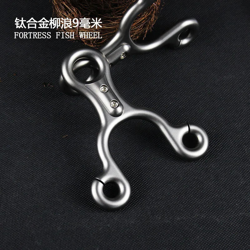 

Titanium Alloy Willow Catapult Slingshot Wire-Electrode Cutting 9mm Round Eye Patch Round Rubber Band Crossbow Hunting