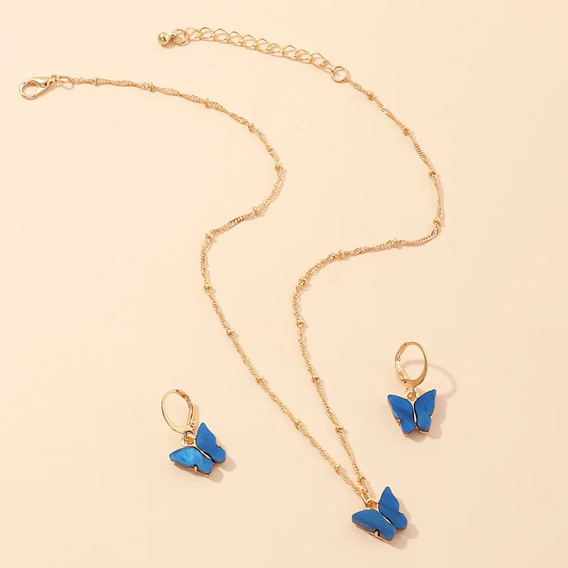 Женское колье с подвеской бабочкой Корейская версия ожерелья до ключиц